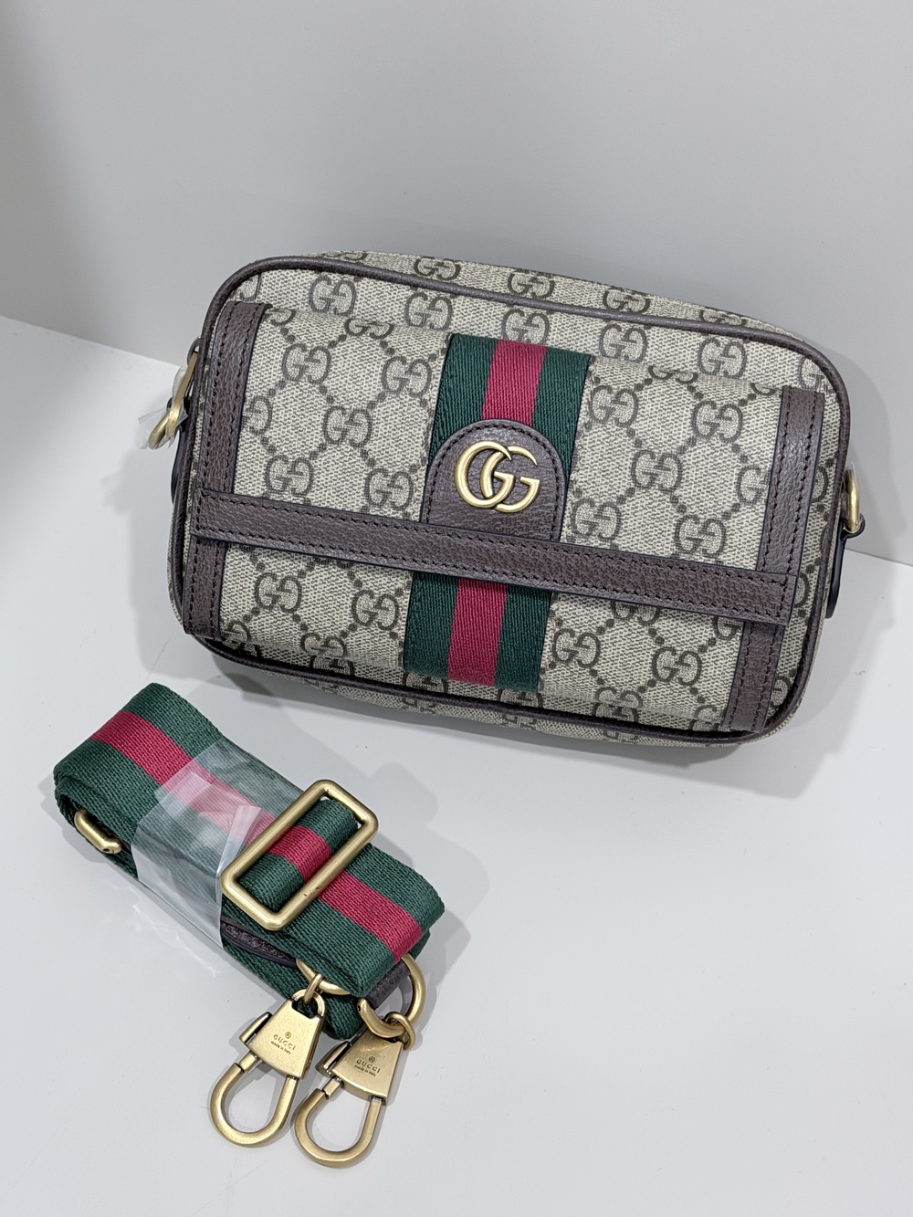 Gucci GG Supreme Ophidia Mini Camera Crossbody Bag